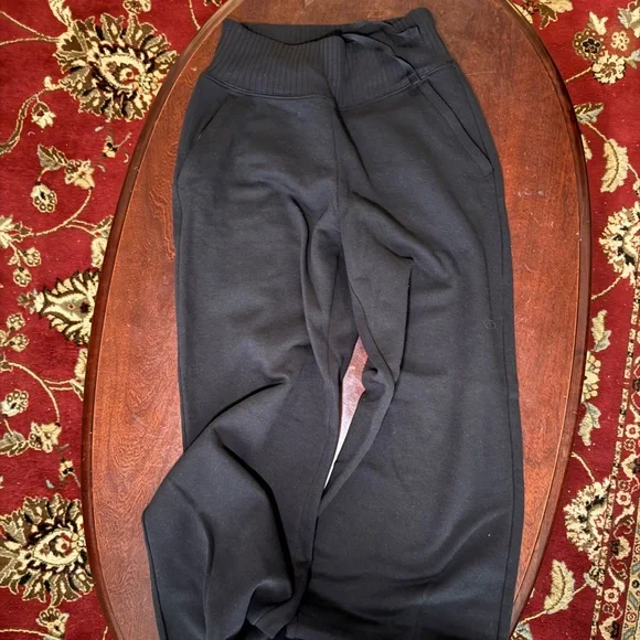 ALO Yoga Black wide leg serenity  Pant - Picture 3 of 8